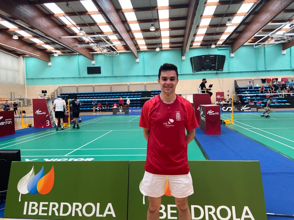 Doble compromiso para los equipos navarros